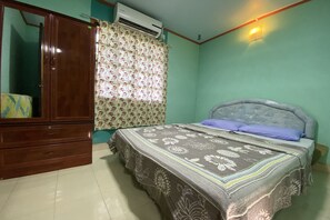 客房, 2 間臥室 | 書桌、免費 Wi-Fi、床單