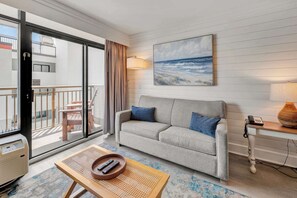 TV - Newly Remodeled Grand Cayman Honeymoon Suite,Pools (Myrtle Beach)