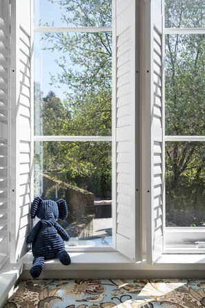 Interior - Kennington Road by onefinestay (London)