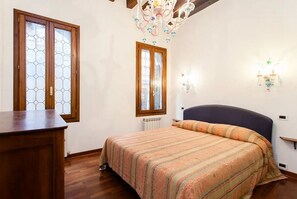 3 多间卧室、熨斗/熨衣板、旅行婴儿床、免费 WiFi