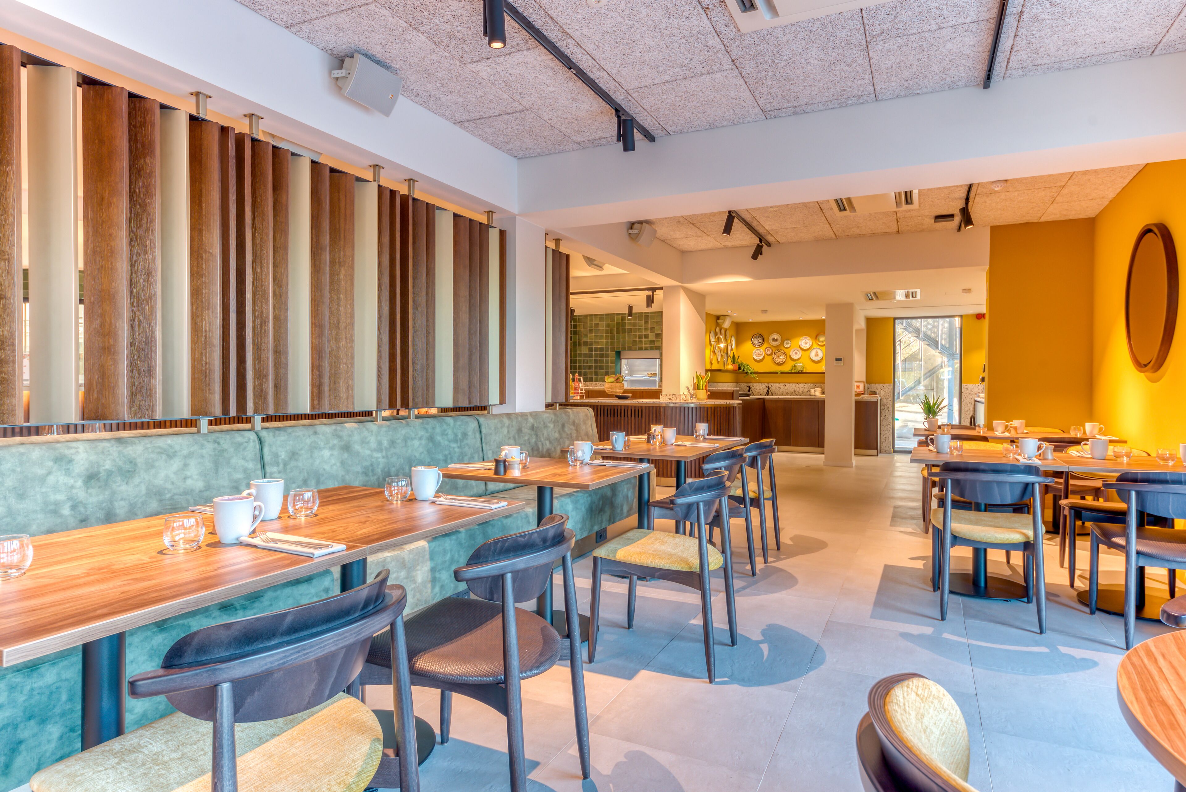 daily buffet breakfast (eur 17 per person)