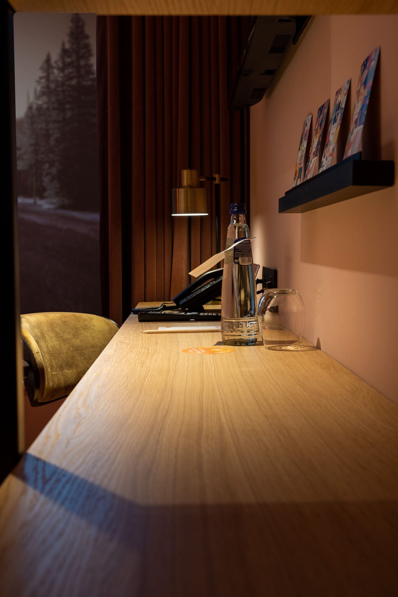 premium bedding, in-room safe, desk, laptop workspace