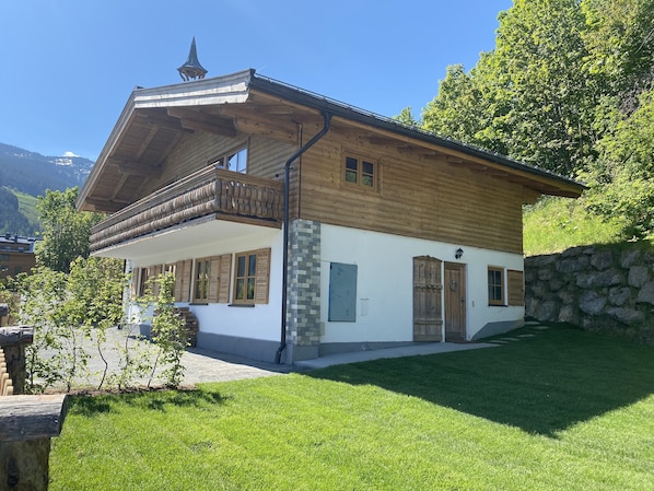 Esterni