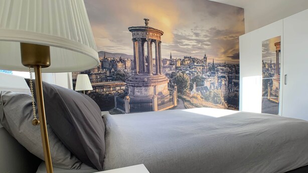 Unclassified image, 1 of 35, button - Maria - Nice quiet city center apartment. (Edinburgh)