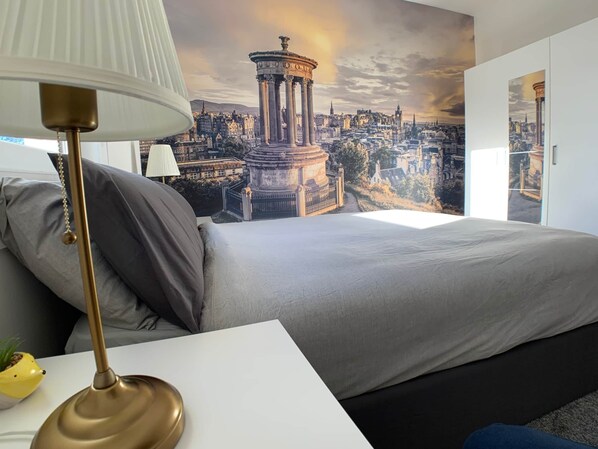 2 chambres, fer et planche Ă repasser, Wi-Fi, draps fournis