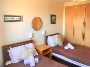 2 bedrooms, iron/ironing board, travel cot, WiFi