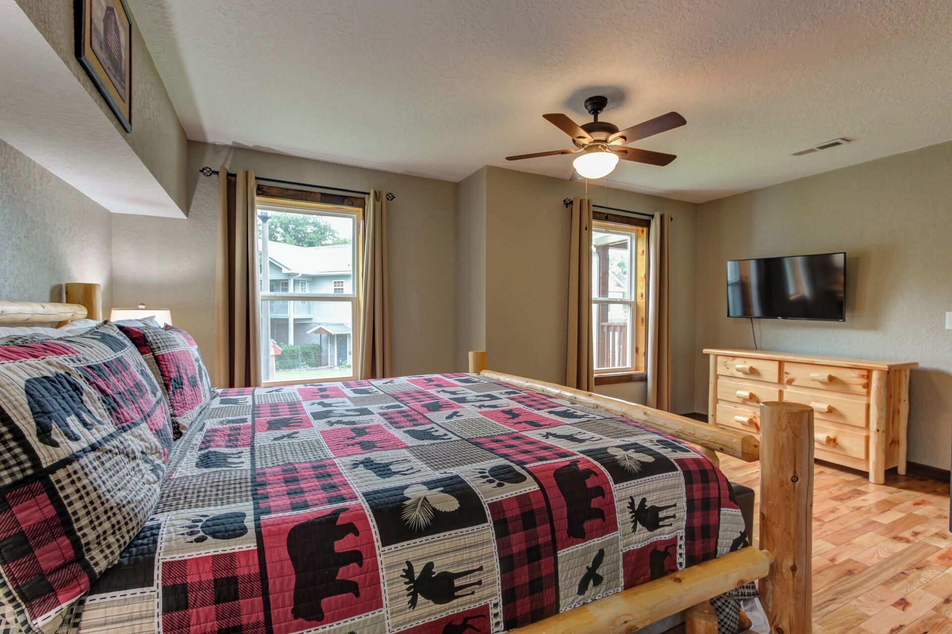 3 quartos, ferros/tábuas de passar roupa, Wi-Fi de cortesia