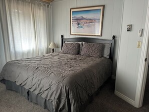 2 bedrooms, free WiFi - Blue Moon Cabin in Pinetop Country Club area (Pinetop)