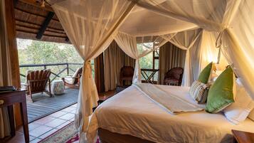 Suíte superluxo, 3 quartos | Roupas de cama premium, frigobar, cofres nos quartos