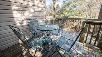 Presidential Condo, 2 Bedrooms, Lake View | Terrace/patio