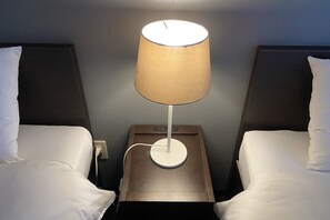 1 quarto, escrivaninha, Wi-Fi de cortesia, roupa de cama