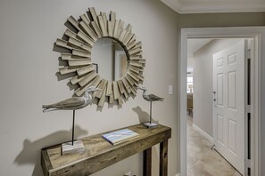 Interior - 2204 SeaCrest - Professionally decorated & spectacular! (Hilton Head Island)