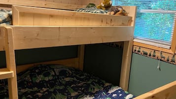 3 chambres, lit de bébé portatif, accès au Wi-Fi (inclus)