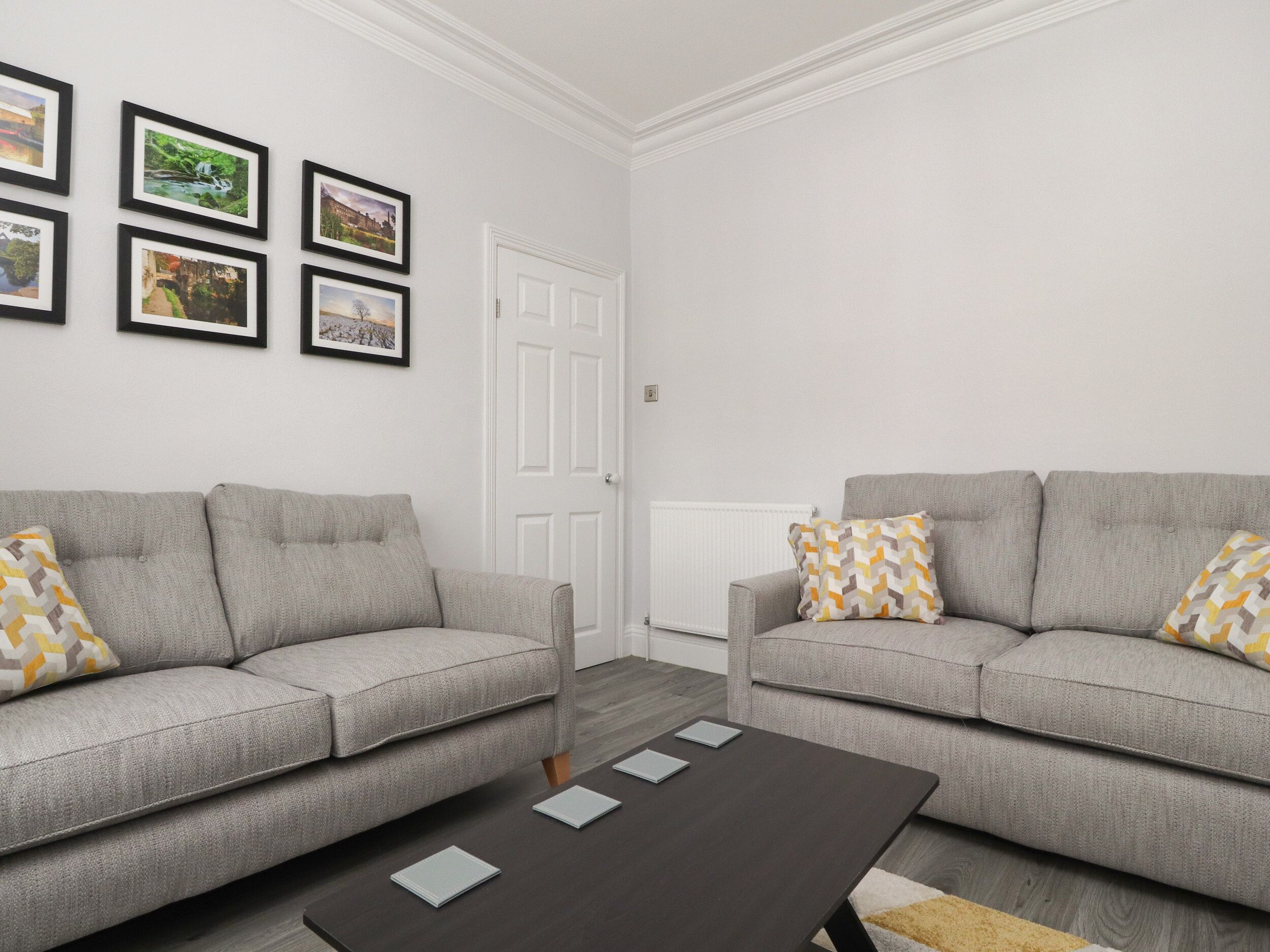 Acorn Cottage, Pet Friendly, Character Holiday Cottage In Skipton - Skipton