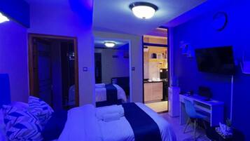 1 bedroom, desk, iron/ironing board, free WiFi