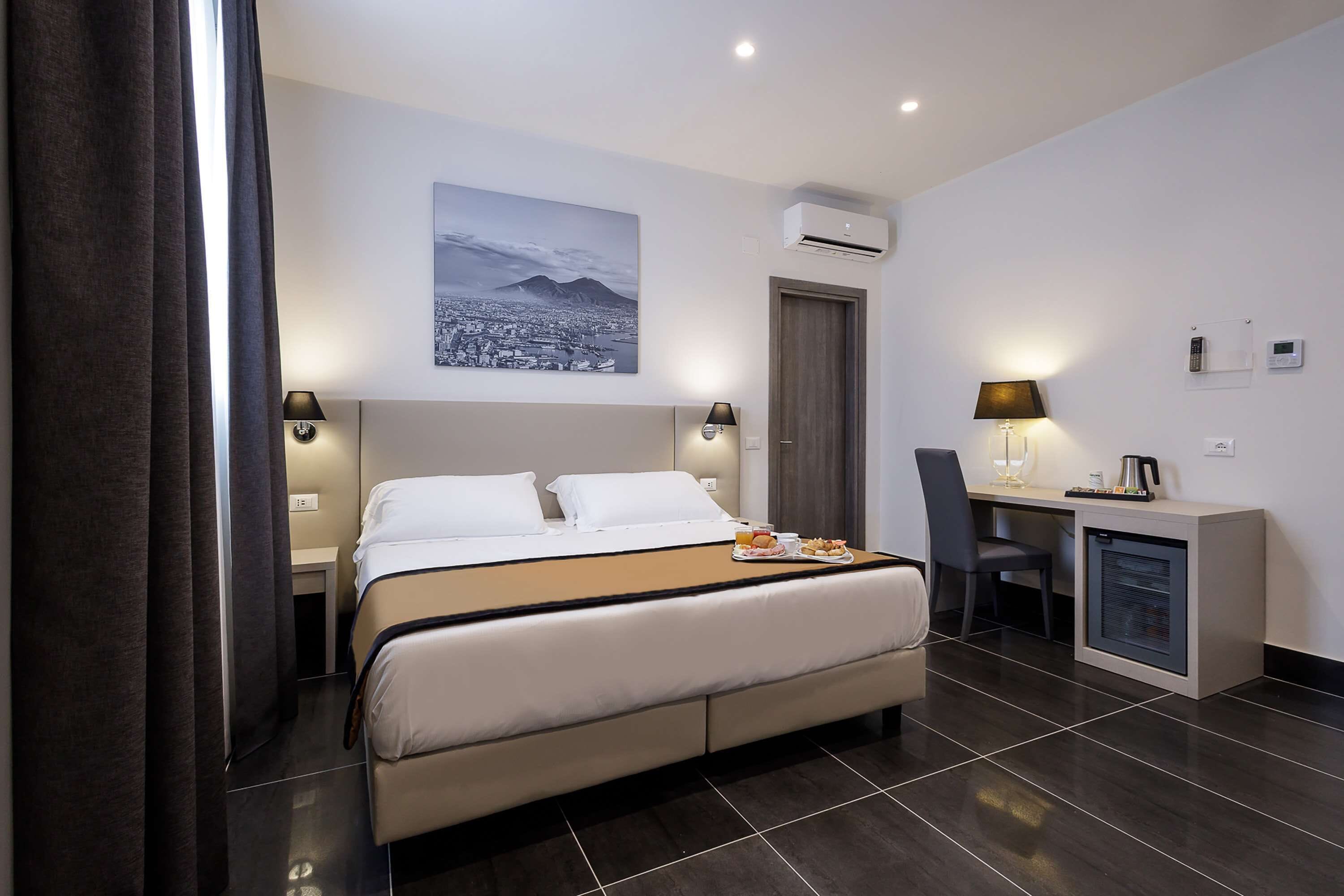 Photo - Agora’ dei Mille