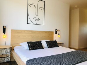 3 bedrooms, free WiFi, bed sheets