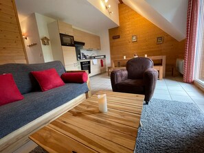 Televisión y reproductor de DVD 