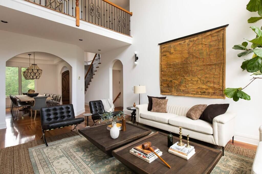 HighWoods Estate 5B/4.5Ba Heated Pool, Spa, Cinema