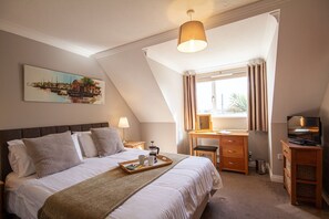 3 chambres, Wi-Fi, draps fournis
