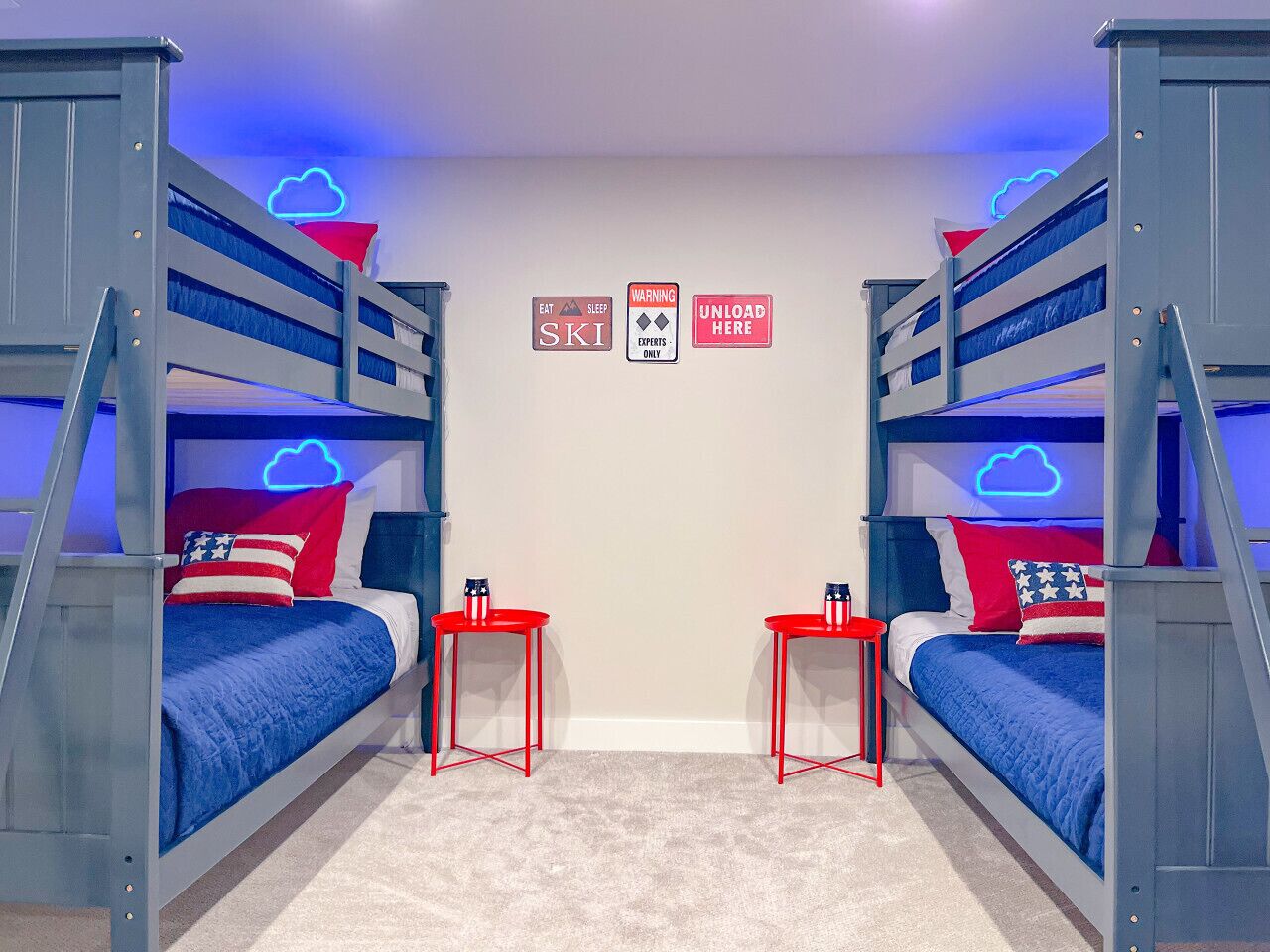 4 Schlafzimmer, Schreibtisch, Bügeleisen/Bügelbrett, Reisekinderbett