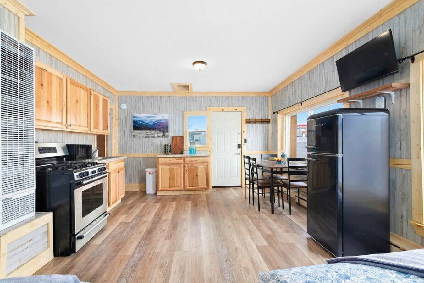 12Private Room with Kitchen Dog Friendly Leadville