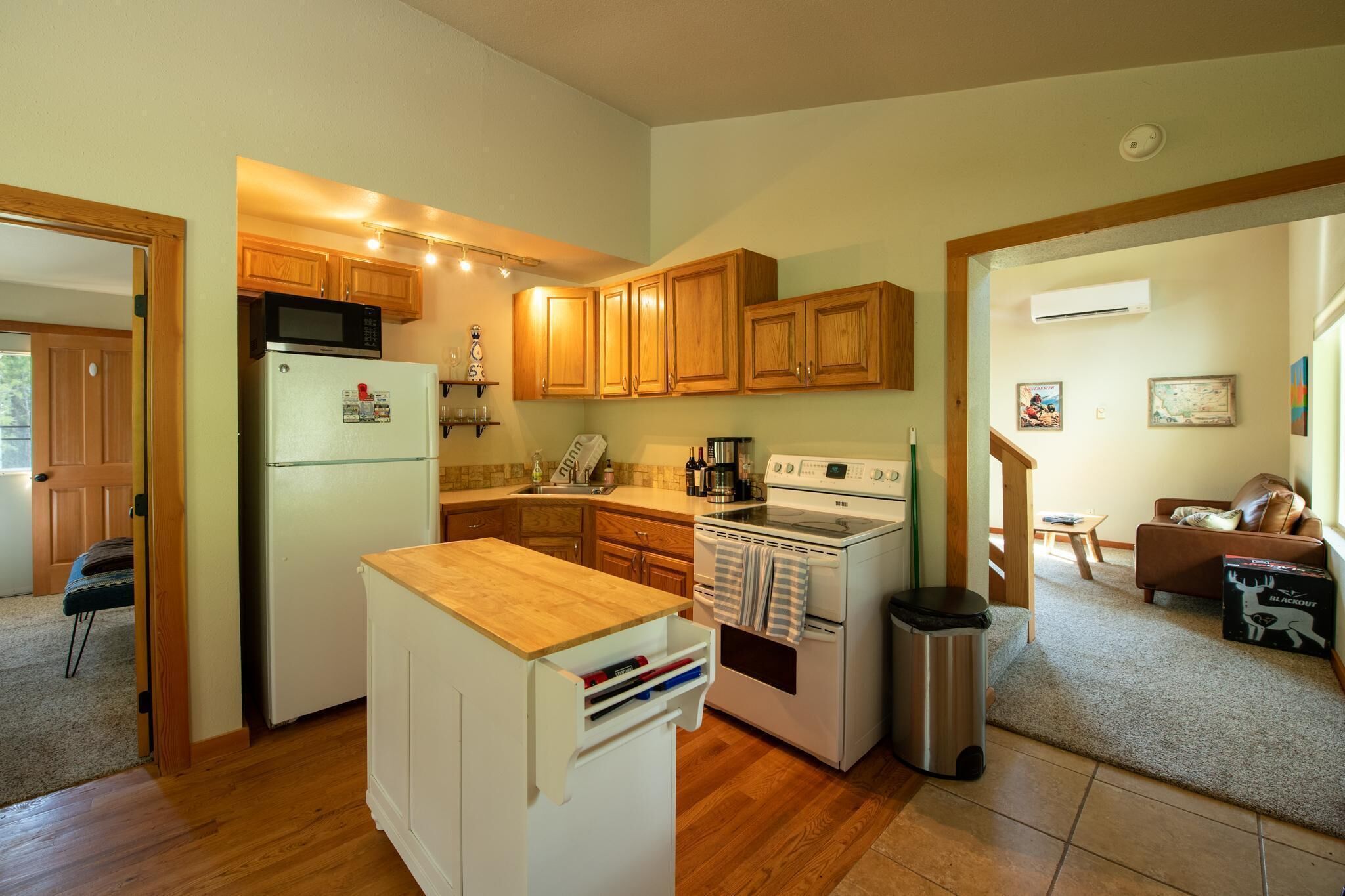 Colter Ridge, Two Bedroom Two Bathroom Cozy Cabin, Valley Views, Aveda Products