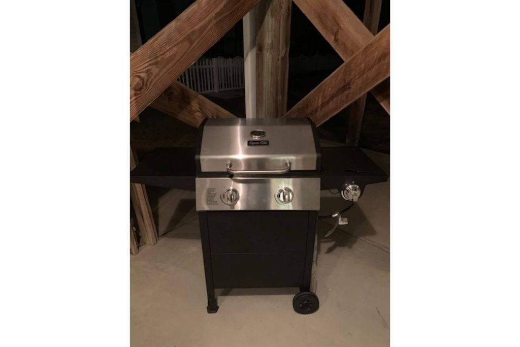 NEW! Bluewater Cottage at White Lake! Pet-Friendly: Quick walk to the Lake