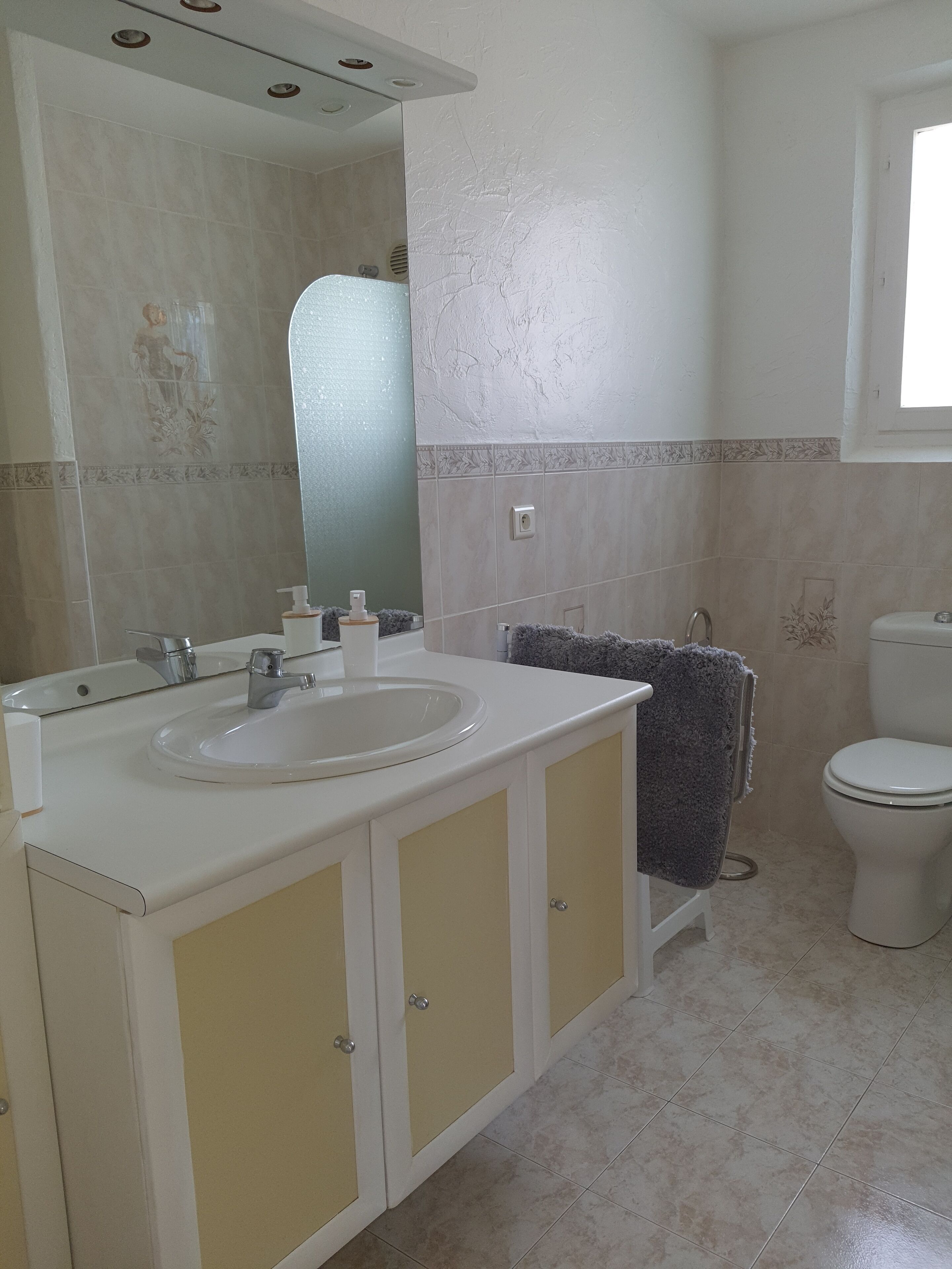 Villa 4 Chambres Spacieuse ...au Calme...5 KM DES Plages