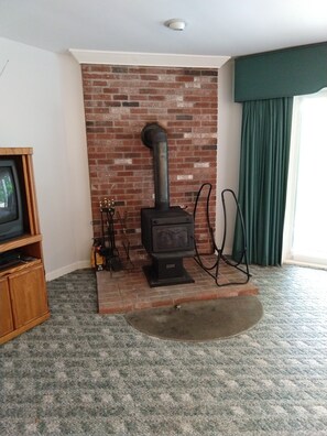 Interior - Condo on Ossipee Lake (Ossipee)