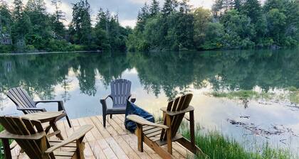 Private large up to 3 bedrooms waterfront suite,pet friendly.