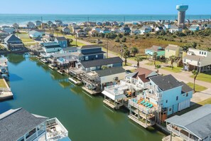 Unclassified image, 5 of 53, button