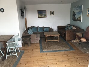 Téléviseur, foyer