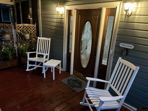 Terrace/patio - 2/2 Apt downtown in restored historic home yr 1891 (Ocala)