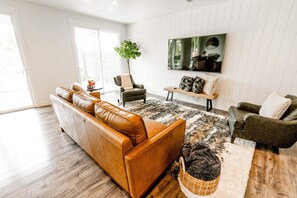 Smart TV, books, offices