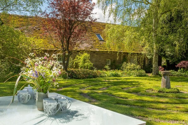 Property grounds - A Grade I listed building that has been sympathetically renovated & transformed (Peterchurch)