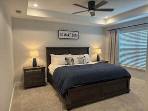 4 bedrooms, iron/ironing board, free WiFi, bed sheets