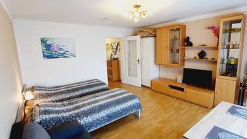 1 Schlafzimmer, Bügeleisen/Bügelbrett, kostenloses WLAN, Bettwäsche