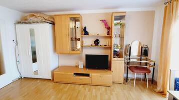 1 Schlafzimmer, Bügeleisen/Bügelbrett, kostenloses WLAN, Bettwäsche