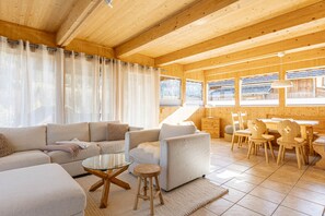 Fernseher, DVD-Player