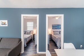 Cabin, Ensuite, Garden View (Unit 1) | Interior - Driftwood Haus (Saugeen Shores)