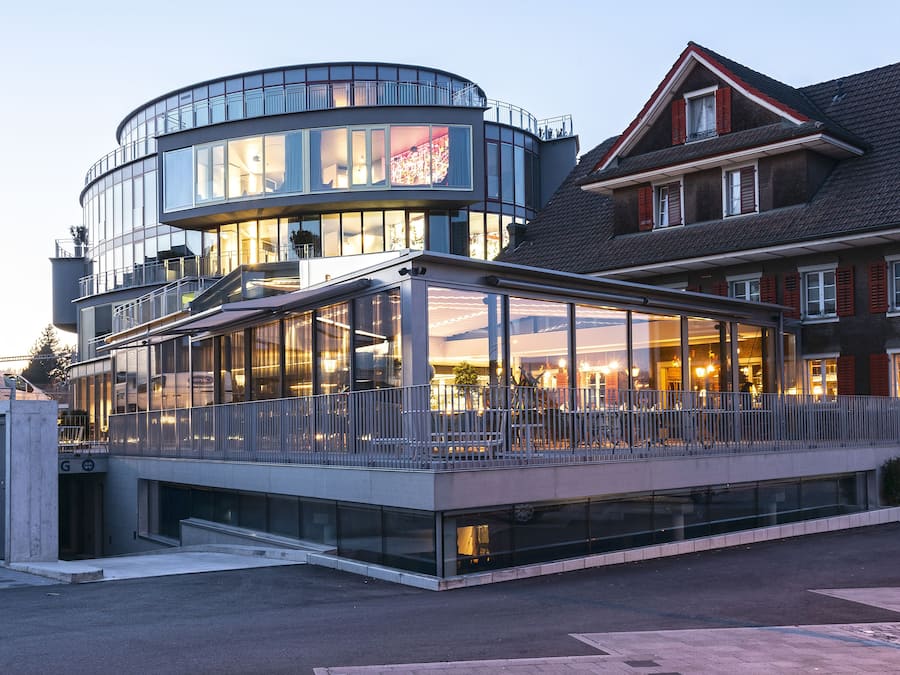 المنشأة من الخارج