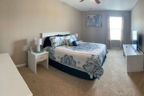 4 bedrooms, desk, iron/ironing board, travel crib