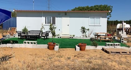 La Casita Blanca