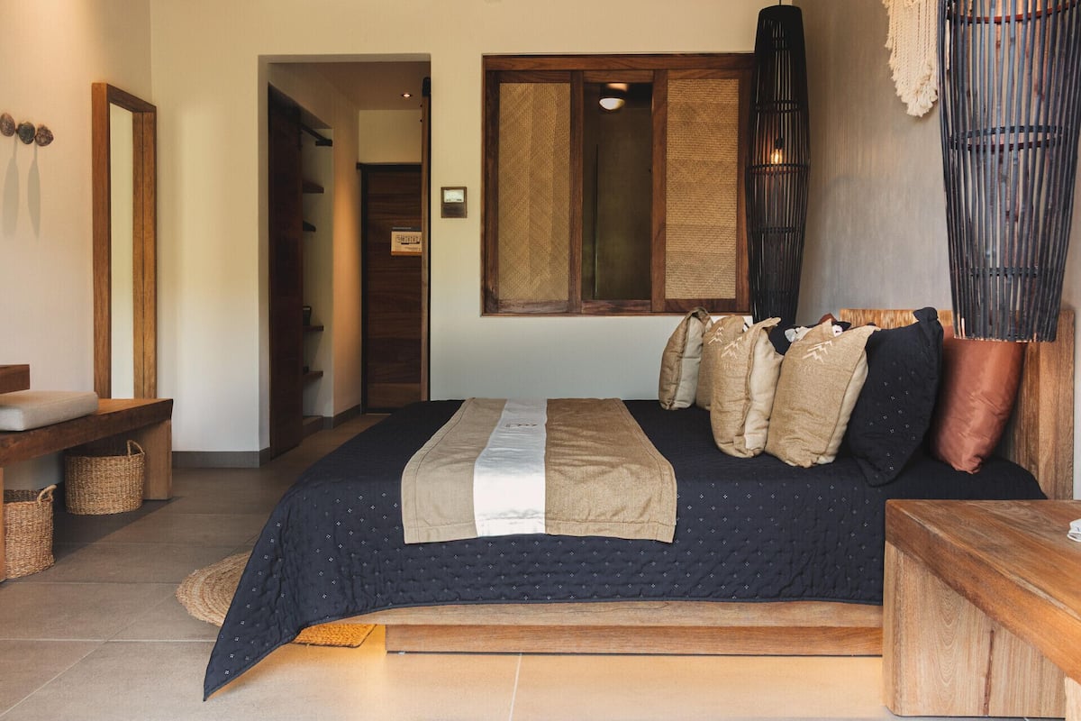 1 chambre, literie de qualité, coffre-fort, décor unique