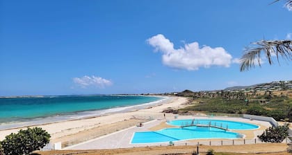 Rénovée Avec Vue sur Mer Incroyable ON Orient Beach!