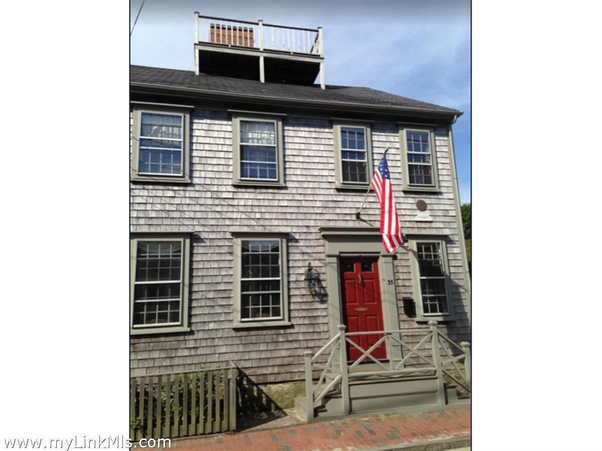 Historical House with Modern Amenities