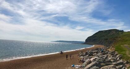 Apple Blossom has been lovingly furnished and offers spacious accommodation