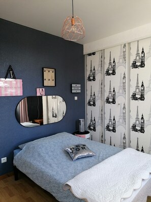 3 chambres, fer et planche à repasser, Wi-Fi gratuit, draps fournis