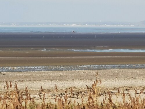 SEAFRONT HOME IN THE BAY OF MONT SAINT-MICHEL